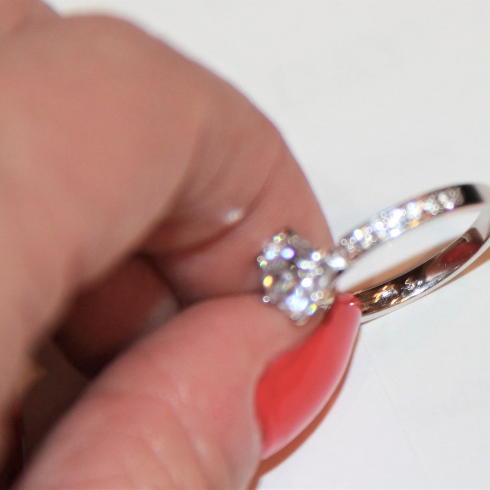 2.43 Carat Cz Solid Silver Ring - image 8